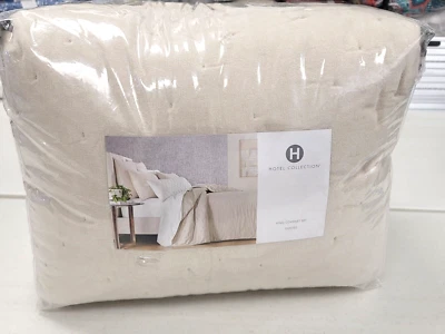 Hotel Collection Reversible Chenille 3-Pc. KING Coverlet Set Sand MSRP $500 - Image 1 of 4