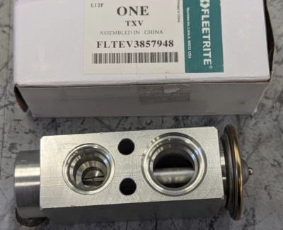 FLTEV3857948 Fleetrite New International 3857948C93 Expansion Valve Genuine - Image 1 of 4