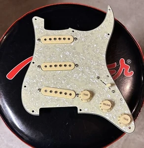 Loaded SSS Stratocaster Pickguard w/Fender USA Specs & Squier Ceramic Pickups - Picture 1 of 4