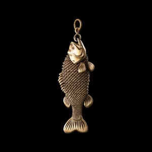 Ciondolo Fidget Basso. Portachiavi pesce in ottone. Regalo per uomo. Gioielli fatti a mano - Foto 1 di 9
