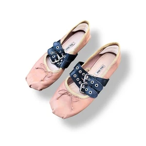 Miu Miu ballet flats with buckle straps ! In good second hand condition! Size 36 - Picture 1 of 4