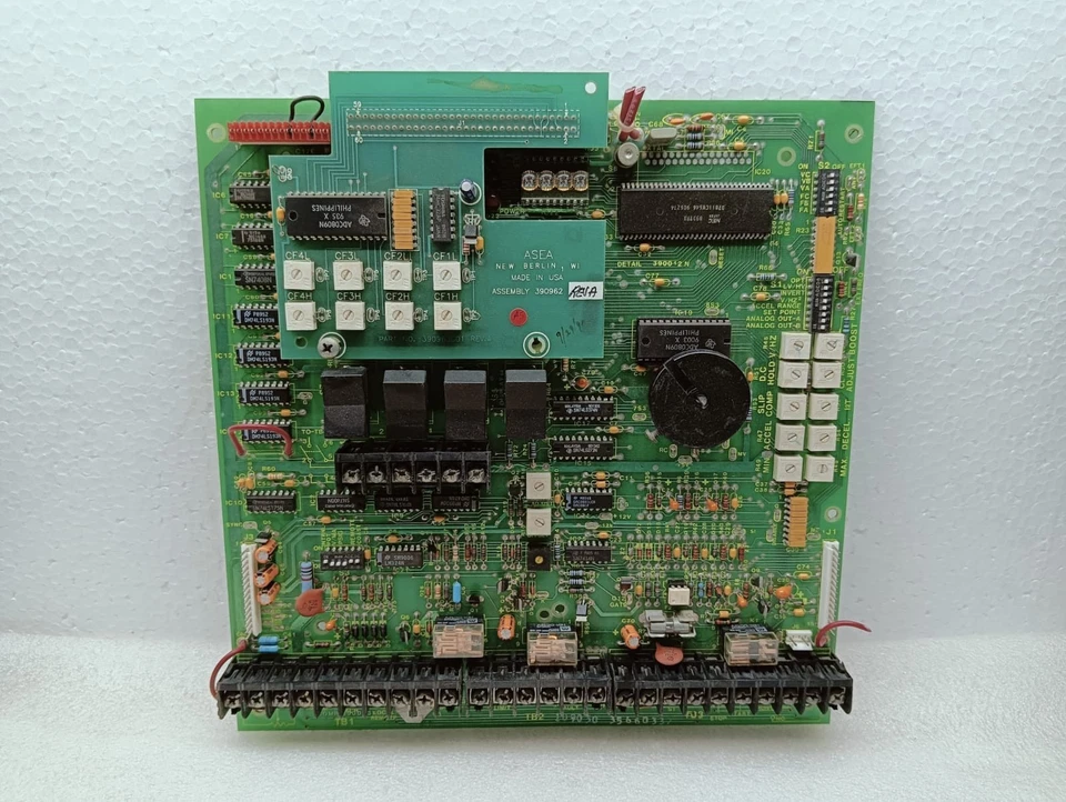 Asea 390013f Circuit Board With 390962 Pcb Assembly 109030 35660337 390963g01 - Image 1 of 4