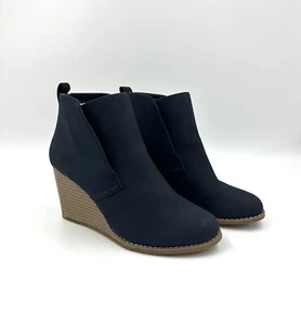 Marineblaue elegante Damenstiefel von Nautica Größe 7 Stil Calyan - Bild 1 von 11