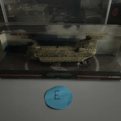 CORGI For Boeing CH-47 Chinook RAF No.7 & 18 Sqn 1/72 diecast plane model - Image 1 of 4