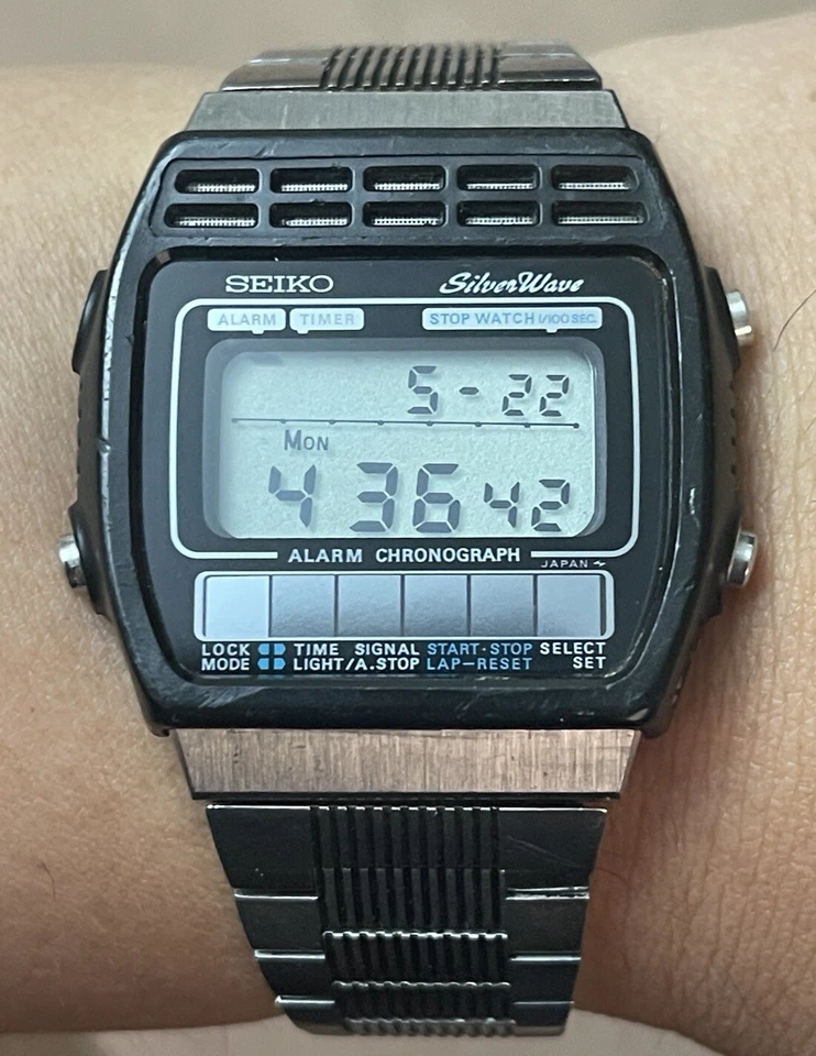 1980 Seiko Silver Wave Alarm Chronograph A258-5010 - Image 1 of 4