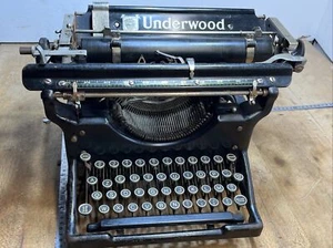 Outil Écrivain, Machine à écrire De COLLECTION Underwood Modele Ancien Réf N.1 - Picture 1 of 15