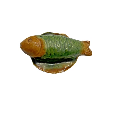 Pez de cerámica esmaltada tumba miniatura china Ming Sancai 1368-1644 dC Foto 1 de 4