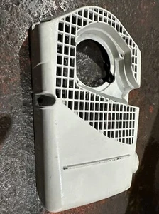 Neu Stihl 031av KETTENSÄGE RÜCKSTOSSGEHÄUSE ABDECKUNG 1113 084 1000 OEM NOS - Bild 1 von 5