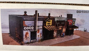 Downtown Deco, DD1002, Addams Avenue Parte 2, Funcionamiento Limitado, HO, Nuevo - Imagen 1 de 8