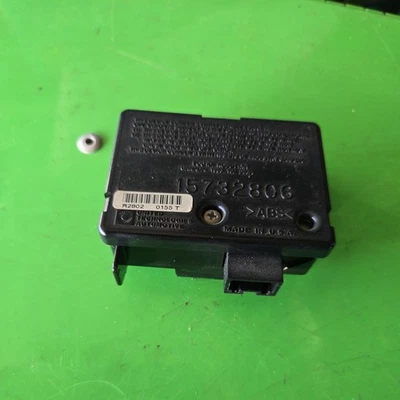 1998-2001 Chevy S10 Silverado Anti Theft Locking Keyless Entry Control Module  - Image 1 of 4