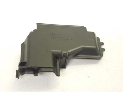 Audi A6 C6 Fuse Box Holder Cover Lid 4F0971981A - Image 1 of 4