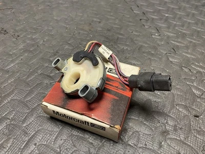 Interruptor de luz de respaldo y seguridad neutral 1972 Mercury Capri NOS D2RY-7A247-A   Foto 1 de 4