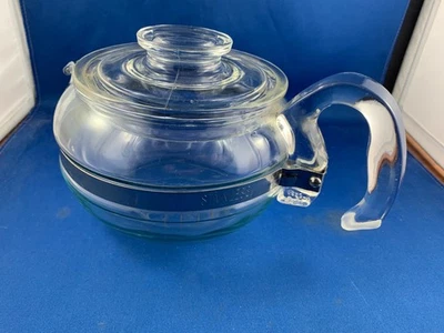 Vintage Pyrex Flame ware 6 Cup Teapot With Lid  8446B (LS1) - Image 1 of 4