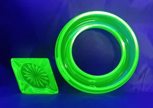Vintage Art Deco Uranium Glass Diamond Ashtray & Posy Ring Vase Flower Trough - Picture 1 of 11