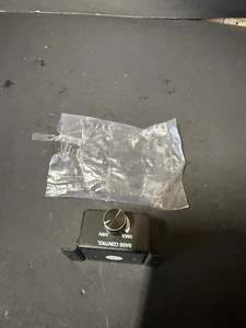 Control de perilla de bajo de repuesto para paquete de audio serie amplificador RP - Imagen 1 de 2