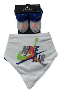 NEW Nike Baby Air Jordan White Blue Cotton Print Bandana Bib Booties Set 0-6 mo