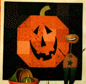 Mantel de calabaza sonriente de Halloween patrón de edredón de pared Happy Jack Sandy Gervais - Imagen 1 de 2