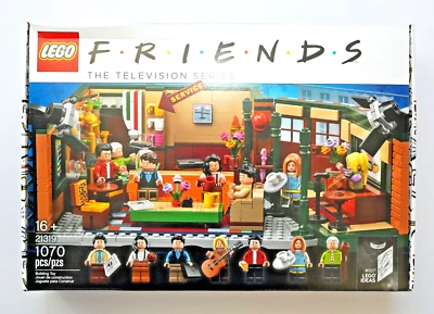 LEGO Friends Central Perk, 1070 pieces (21319) ~ New in Box ~ Never opened - Image 1 of 4