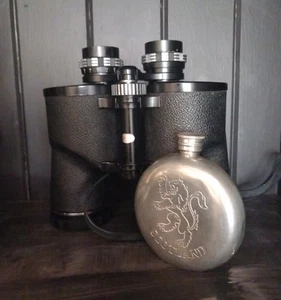 vintage boots ascot 10x50, binoculars, leather case with lens capt,+ hip flask. - Picture 1 of 12