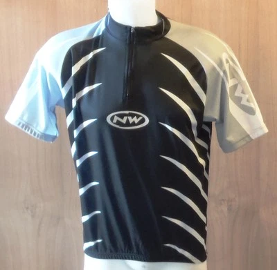 МУЖСКАЯ ВЕЛОСИПЕДНАЯ МАЙКА С КОРОТКИМ РУКАВОМ NORTHWAVEENGE размер СРЕДНИЙ ВЕЛИКОБРИТАНИЯ P&P БЕСПЛАТНАЯ - Изображение 1 из 2