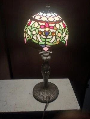 Tiffany Reproduction Bronze Lamp.  - Image 1 of 4