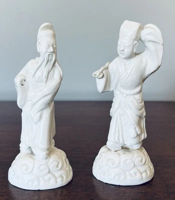 Figuras de porcelana chinesas antigas Blanc De Chine CHINA Mark Ca. Década de 1920 - Imagem 1 de 4