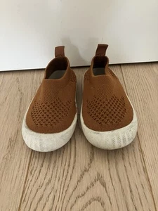 Barfussschuhe Sneaker In Größe 24 von Lässig  in Braun - Bild 1 von 6