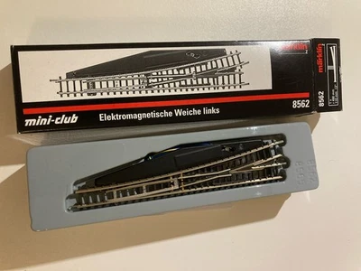 Märklin Z Mini-Club 8563 Rechts-Weiche unbenutzt - Bild 1 von 4