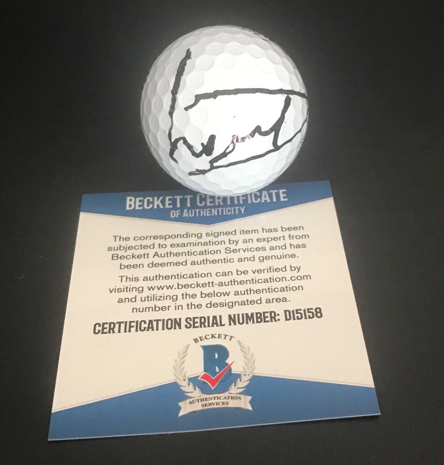 Pelota de golf PGA auto firmada por Luke Donald Bas Beckett certificado de autenticidad 3 Foto 1 de 1