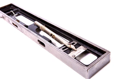 Engineering Level  15 " Starrett 133 B Iron Plumb Collectable Tools - Image 1 of 4