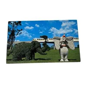 Postcard Strolling Topiary Lane Walt Disney World Florida Dumbo c1980 A196 - Bild 1 von 2