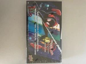 trading cards box - Picture 1 of 1