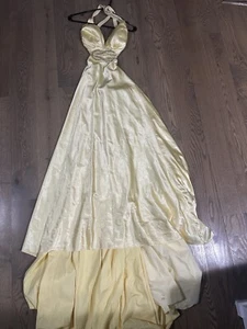 Vestido Tony Bowls Talla 2 Amarillo Con Joyas Sexy Formal Noche - Imagen 1 de 3