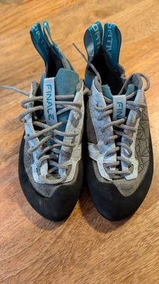 La Sportiva Finale Women's Climbing Shoes Size EU36.5/W5.5/M4.5 - Image 1 of 4