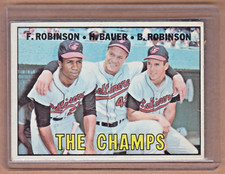 1967 Topps #1 Frank Robinson Brooks Robinson Hank Bauer The Champs EX/NM