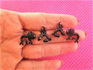 Dragon 3D black fake plug earrings - Picture 1 of 3