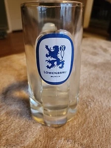 Vintage Lowenbrau Munich Glass Beer Mug Beer Stein - Picture 1 of 8