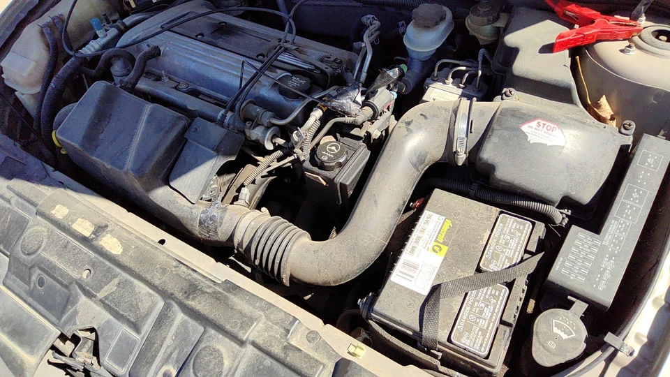 Caja de filtro de admisión de aire completa Chevy Cavalier 1995-05 carcasa con tubo fabricante original 2,2 l Foto 1 de 4