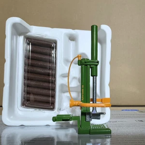 SIKU No 2468 1:32 Scale LOG SPLITTER Freestanding or Tractor mount Logs NEW - Picture 1 of 5