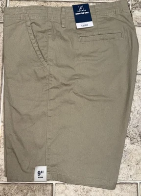 NWT Mens George Tan Beige Flat Front Above The Knee 9” Inseam Shorts Size 38 - Image 1 of 4