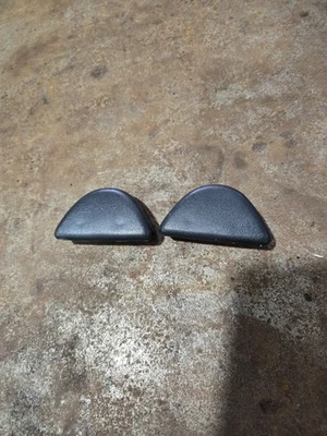 Nissan 300ZX 1990-1996 Conjunto de cubierta de montaje de cinturón de seguridad delantero par OEM Foto 1 de 4