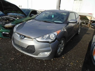 Used Driving Light fits: 2013 Hyundai Veloster Fog-Driving bumper mounted Grade Foto 1 de 4