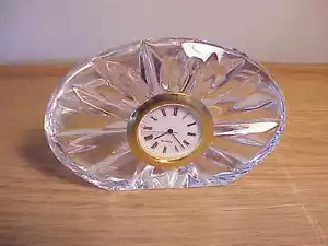 ELEGANTE RELOJ DE ESCRITORIO CHECO 24% CRISTAL PLOMO MINI OVALADO PISAPAPELES DAMAS - Imagen 1 de 1
