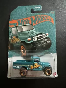 Hotwheels Toyota Land Cruiser Pickup, 56th Anniversary Edition, Aquamarine, 2/6 - Picture 1 of 3