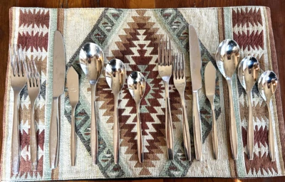 Two (2) Nambe Aidan 7-Piece Place Settings with 2 Forks, 2 Knives, 3 Spoons Each Foto 1 de 3