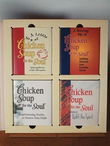 Chicken Soup for the Soul 4 Keepsake Little Books HC Case Uplift - Faith - Self - Foto 1 di 16