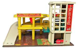 Vtg 1973 Fisher Price Play Family Little People Action Garage Ramp 930