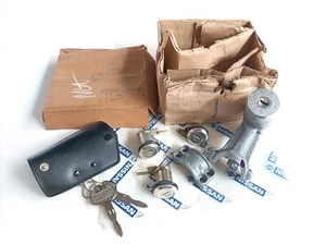 Nos/Japan Ignition Switch Cylinder & 2 Key Set Lock For DATSUN NISSAN 720 PICKUP - Bild 1 von 7