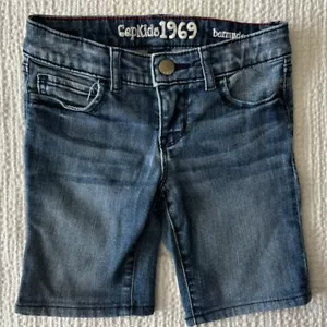 Gap Kids Girls Size 5 Bermuda Jean Shorts Jeans 1969 Adjustable Dark Denim EUC - Picture 1 of 10