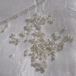 A199 - Lot 300 perles rondes à écraser 2mm en laiton argenté sans nickel plomb - Picture 1 of 3